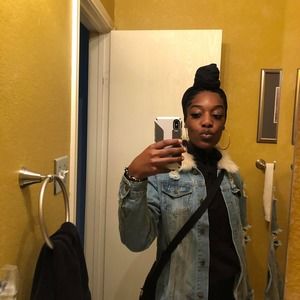 Meet your Posher, Roneesha